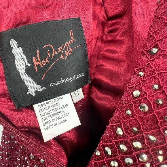 Mac Duggal Cap Sleeve Floral Applique A-line Gown In Burgundy Size 14 NWT - Picture 11 of 11